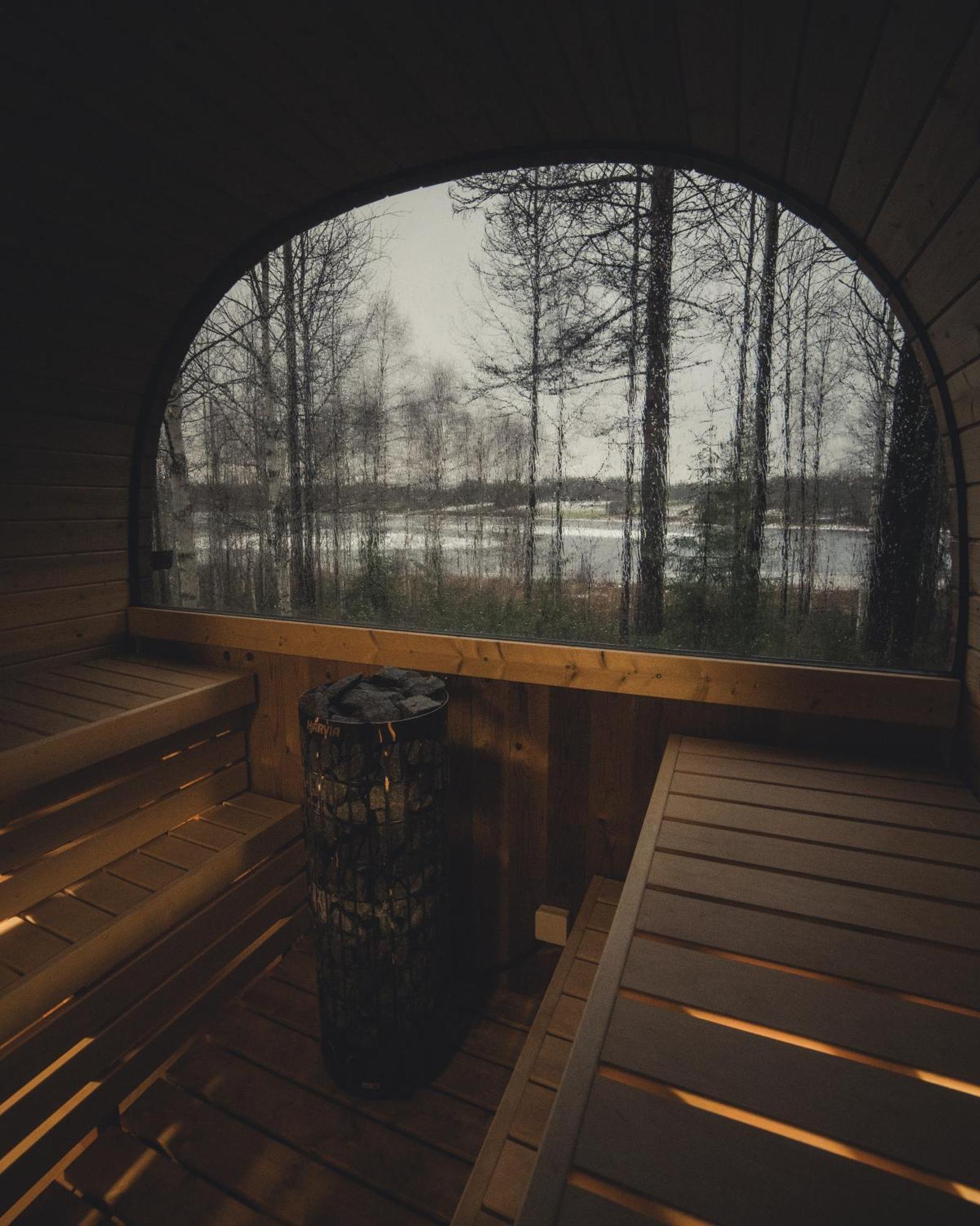 Sky Lodging ~ Sleeping Under The Stars โรวานิเอมิ ภายนอก รูปภาพ